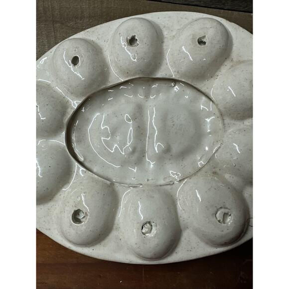 Deviled Egg Serving Tray Chicken Wire Design - Picture 3 of 3